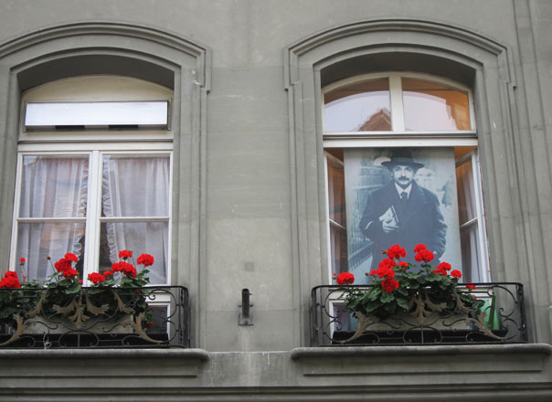  Квартира где жил Альберт Эйнштейн в Берне на улице Kramgasse.   Фото Лимарева В.Н. 